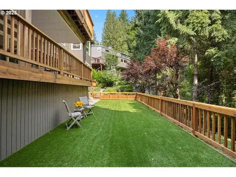 6786 SW Canyon Drive Portland OR 97225