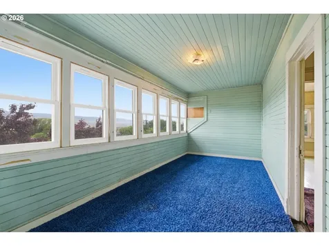 826 E 15th Street The Dalles OR 97058