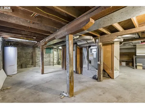 826 E 15th Street The Dalles OR 97058