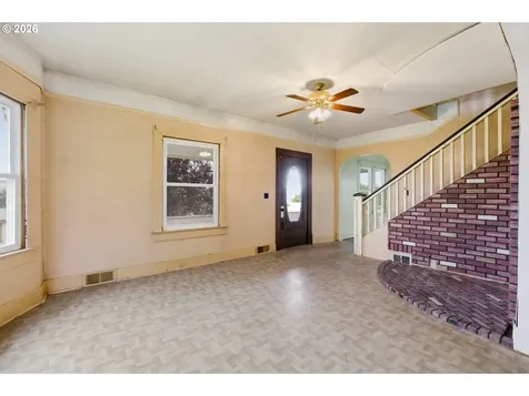 826 E 15th Street The Dalles OR 97058