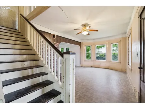 826 E 15th Street The Dalles OR 97058