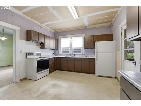 826 E 15th Street The Dalles OR 97058