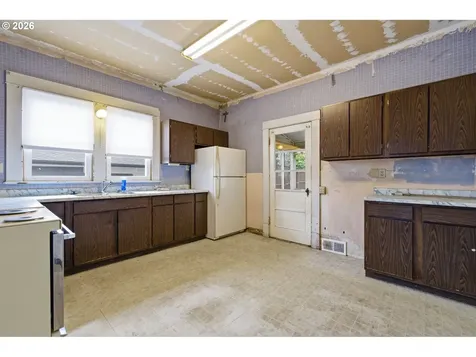 826 E 15th Street The Dalles OR 97058