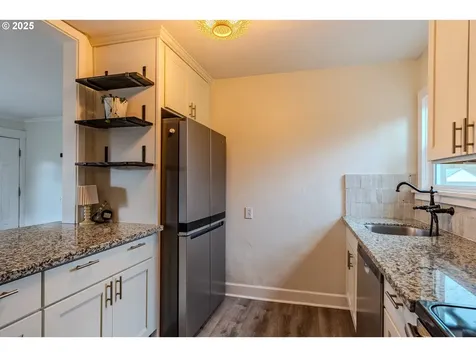 127 Ash Avenue Wood Village OR 97060
