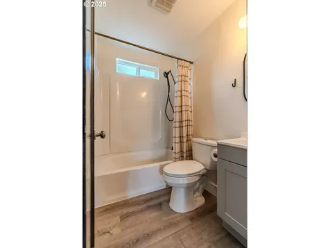127 Ash Avenue Wood Village OR 97060