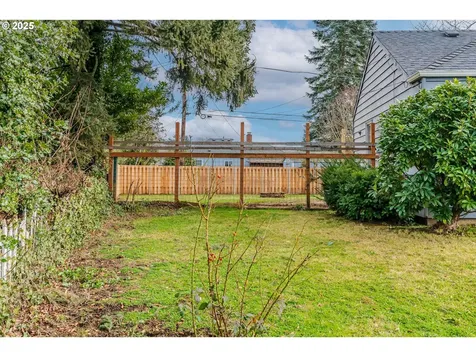 127 Ash Avenue Wood Village OR 97060