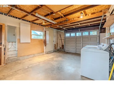127 Ash Avenue Wood Village OR 97060