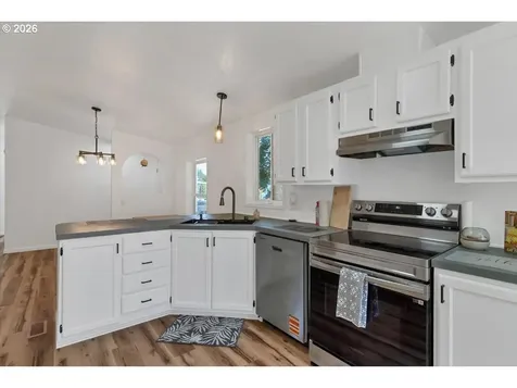 5057 Briarwood Circle Keizer OR 97303