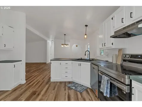 5057 Briarwood Circle Keizer OR 97303