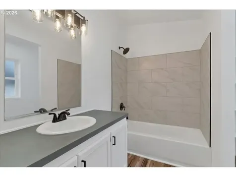 5057 Briarwood Circle Keizer OR 97303