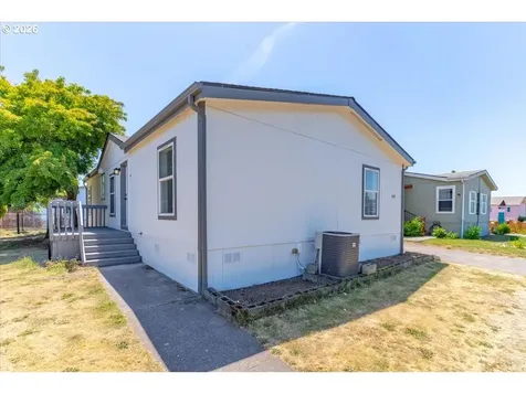 5057 Briarwood Circle Keizer OR 97303