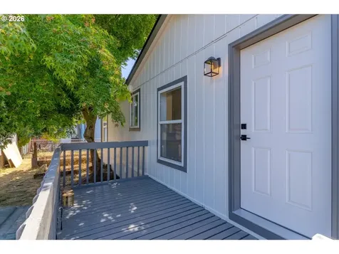 5057 Briarwood Circle Keizer OR 97303