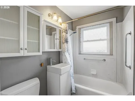 3055 SE 115th Avenue Portland OR 97266