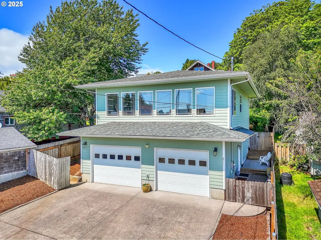 811 Glasgow Avenue Astoria OR 97103