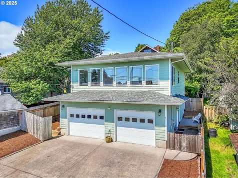 811 Glasgow Avenue Astoria OR 97103