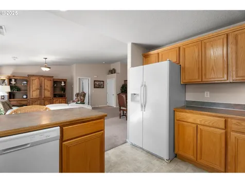 12002 Rees Street NE Donald OR 97020