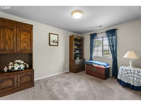 12002 Rees Street NE Donald OR 97020