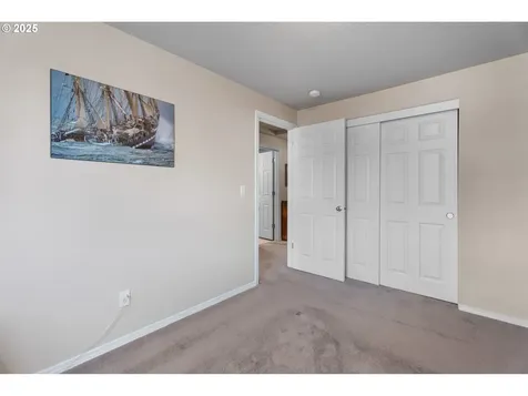 12002 Rees Street NE Donald OR 97020