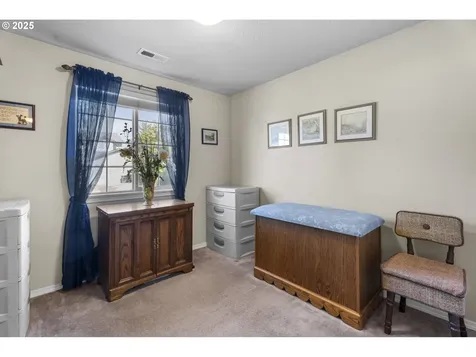 12002 Rees Street NE Donald OR 97020