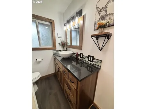 238 S P Street Cottage Grove OR 97424