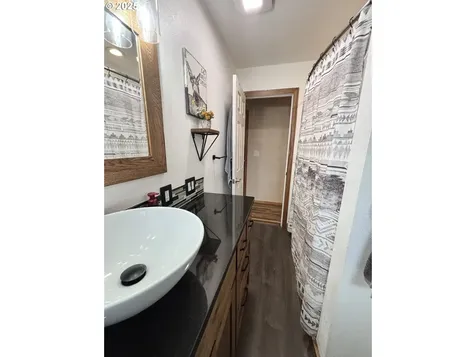 238 S P Street Cottage Grove OR 97424