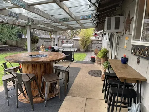 238 S P Street Cottage Grove OR 97424
