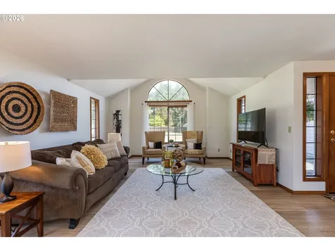 34948 Sykes Road St. Helens OR 97051