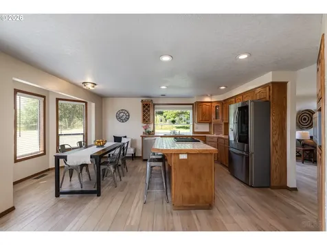 34948 Sykes Road St. Helens OR 97051