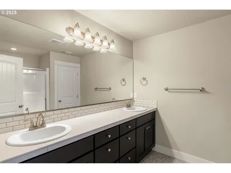 2654 Douglas Street Forest Grove OR 97116