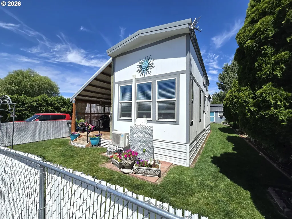 320 Tumbleweed Boulevard Irrigon OR 97844