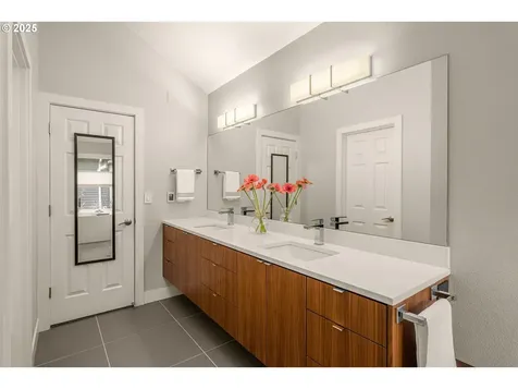 16004 SW Waxwing Way Beaverton OR 97007