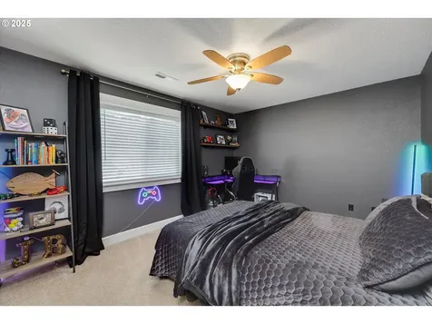 18850 Tanoak Way Oregon City OR 97045