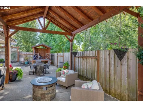 18850 Tanoak Way Oregon City OR 97045