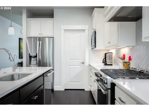 13588 SE Jamie Court Clackamas OR 97015