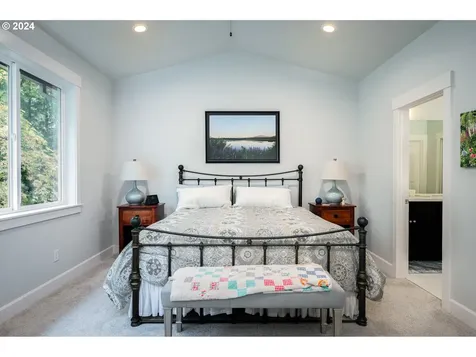 13588 SE Jamie Court Clackamas OR 97015
