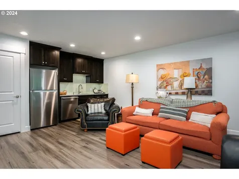 13588 SE Jamie Court Clackamas OR 97015