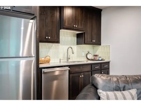 13588 SE Jamie Court Clackamas OR 97015