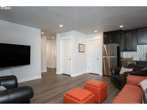 13588 SE Jamie Court Clackamas OR 97015
