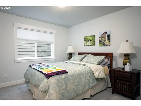 13588 SE Jamie Court Clackamas OR 97015