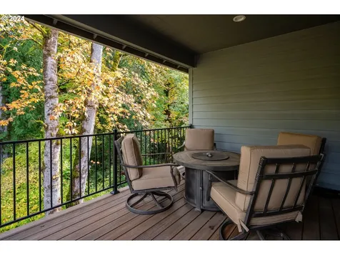 13588 SE Jamie Court Clackamas OR 97015