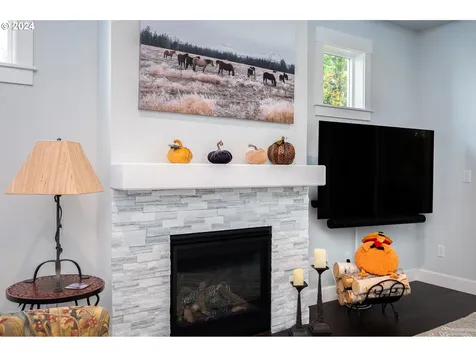13588 SE Jamie Court Clackamas OR 97015
