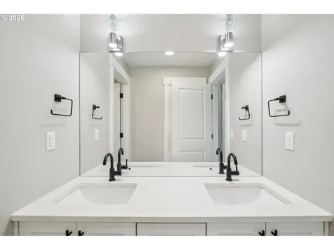 2914 NE 168th Avenue Vancouver WA 98682