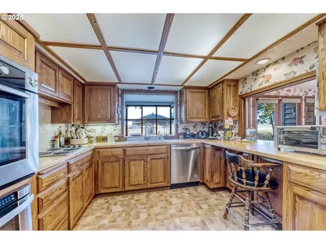 88800 Winter Lane Veneta OR 97487