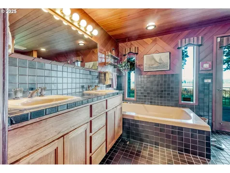 88800 Winter Lane Veneta OR 97487