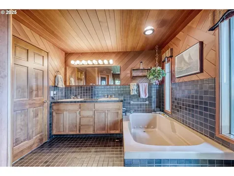 88800 Winter Lane Veneta OR 97487