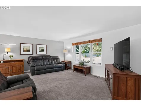 21383 S Yeoman Road Beavercreek OR 97004