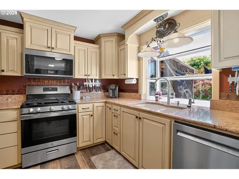 21383 S Yeoman Road Beavercreek OR 97004