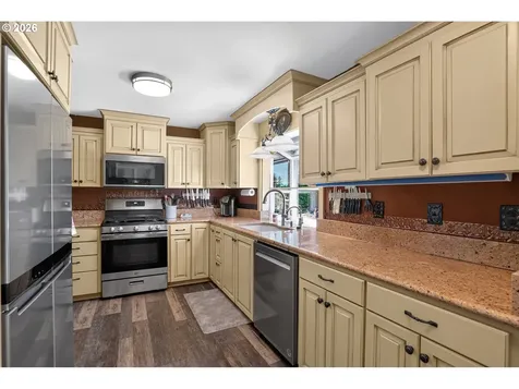 21383 S Yeoman Road Beavercreek OR 97004