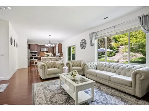 17213 NW Oak Creek Drive Portland OR 97229