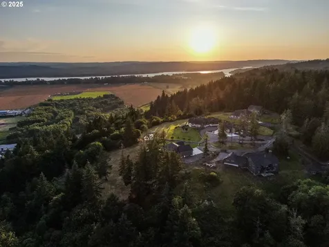 500 Moonridge Road Woodland WA 98674